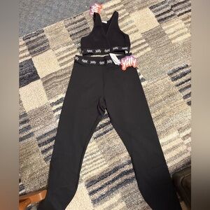 YITTY Black Sleeveless Jumpsuit